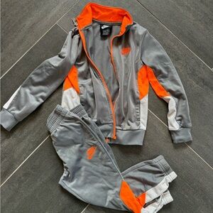Nike Gray and Orange Boys Tracksuit XS/4